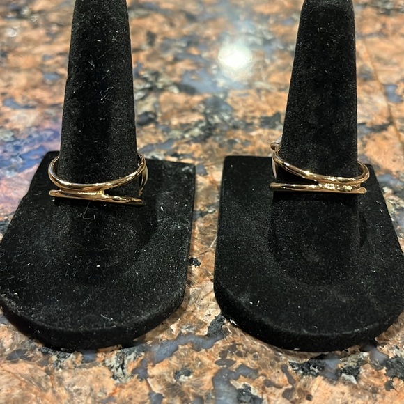 Set of 2 Gold and stone rings size 8 - Picture 4 of 6